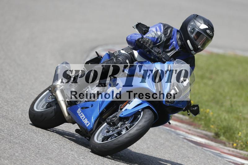 /27 12.06.2025 Ducati Schweiz Trackday Warmup  ADR/gruen-vert/4